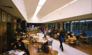 Carreras más saturadas en Chile