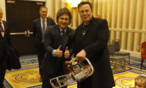 Javier Milei y Elon Musk sacuden la CPAC: una alianza inesperada con un símbolo peculiar