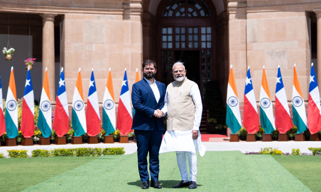 Gabriel Boric visita India