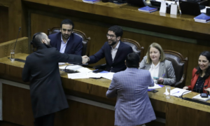Salario mínimo aumentará en 2026